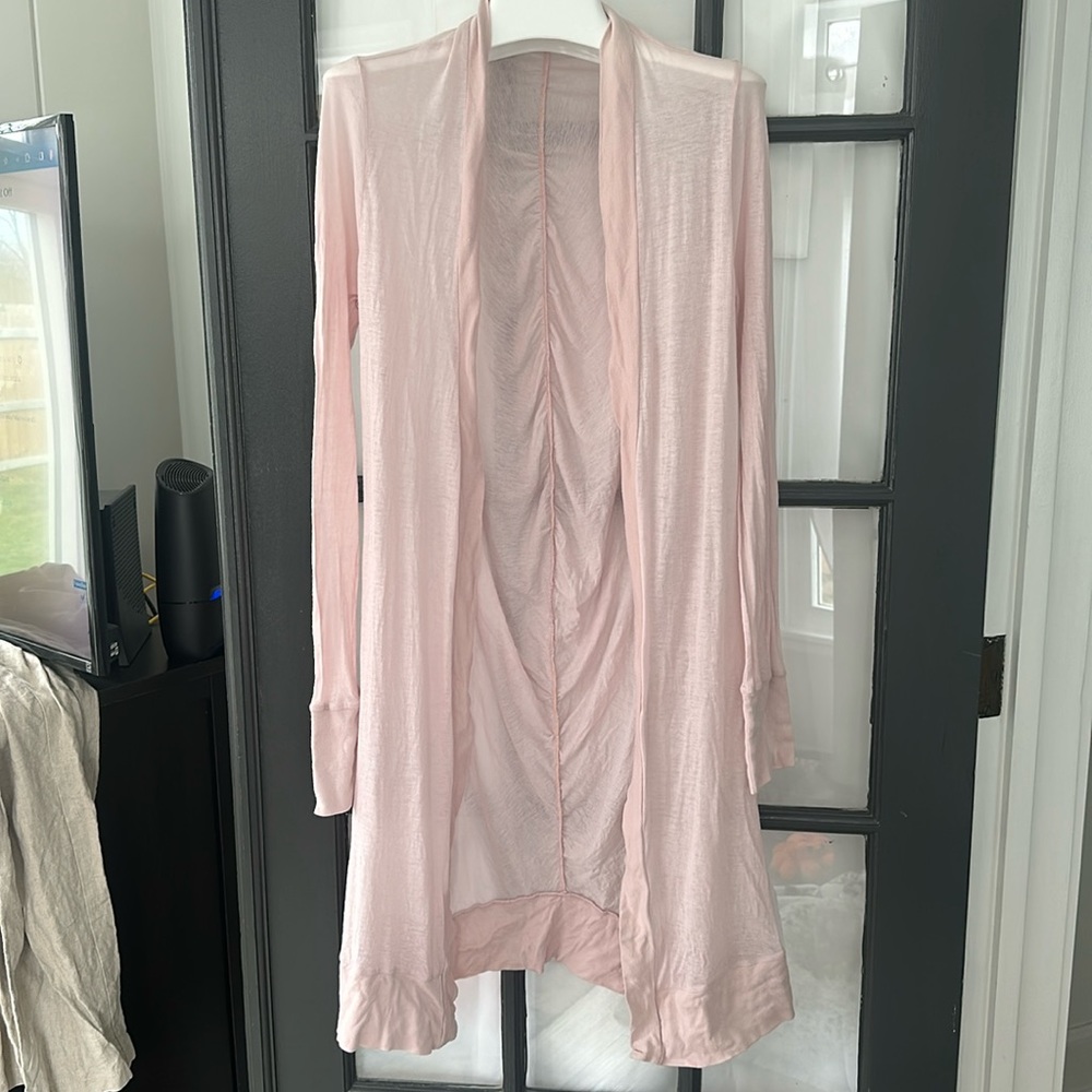 Monrow powder pink soft sheer duster cardigan 🌸🌿